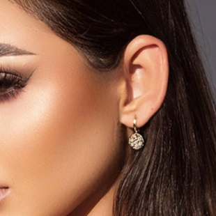 Textured drop earrings with round plate detail - Dilan Collective