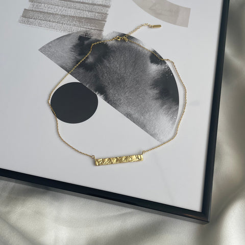 Gold plated necklace with bar pendant - Dilan Collective